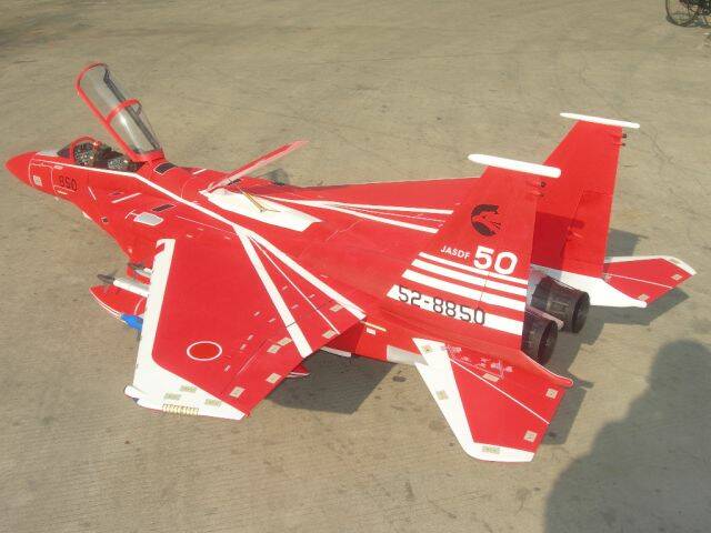 F15e03.jpg