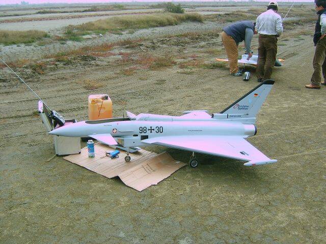 SA501392.JPG