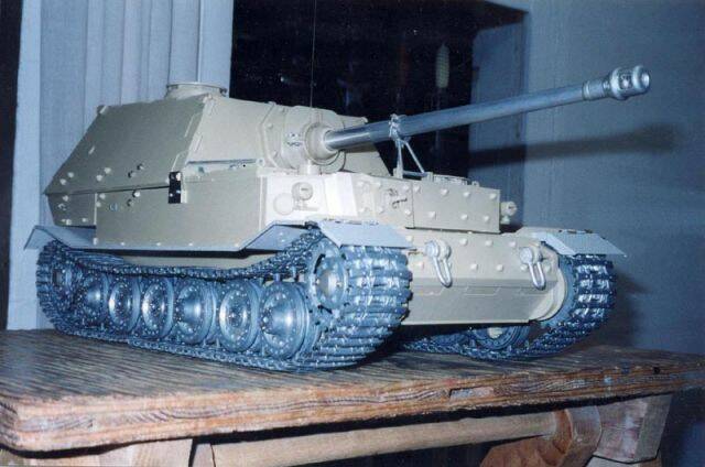1-16 Elefant-08.jpg