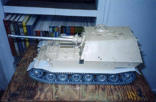 1-16 Elefant-09.jpg