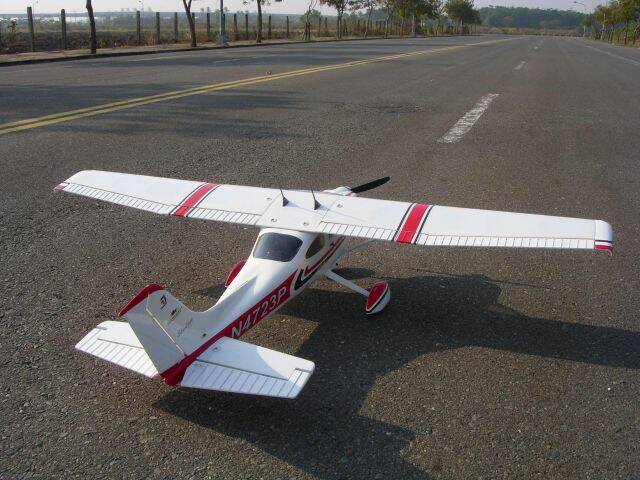 ST831647.JPG