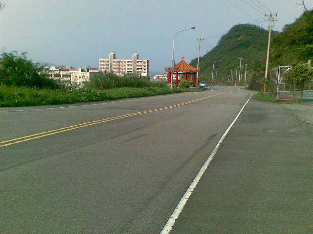 測試路面向下拍