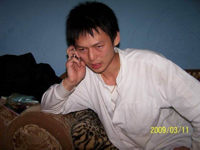 我...要...摸...奶...