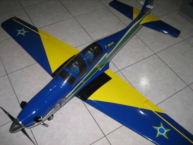 tucano-2.jpg