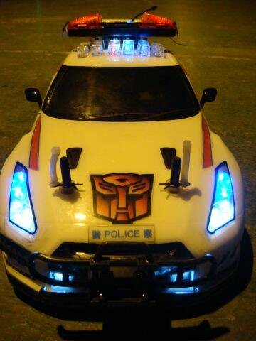 改裝前警車(前)