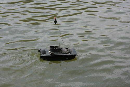 11兩棲登陸艇巡航.jpg
