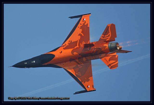 MBAviationImagesEHVKSheikTurnFrame.jpg
