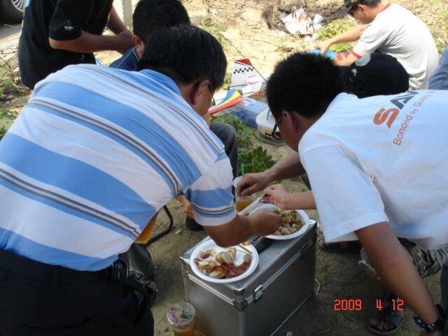 吃大腸香腸!!