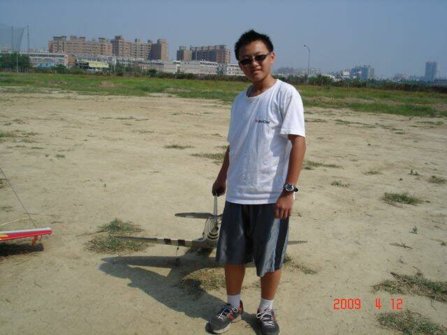 2009.0408 014.jpg