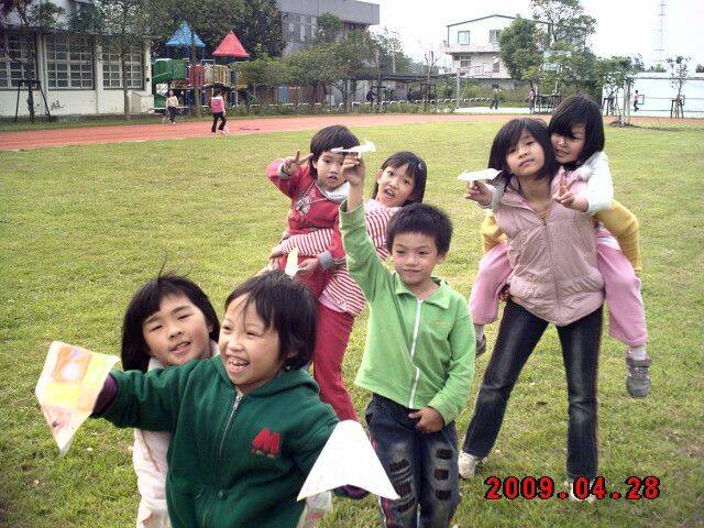 025.JPG
