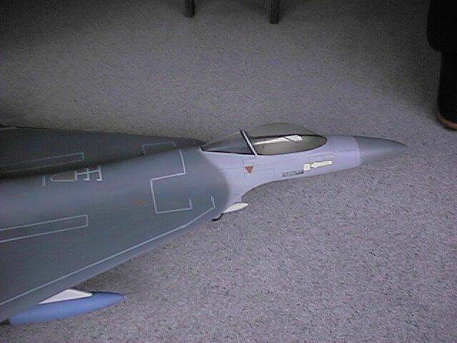 F16XL_008.jpg