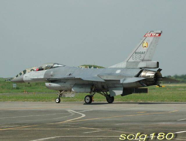 DSC_5290-2.jpg