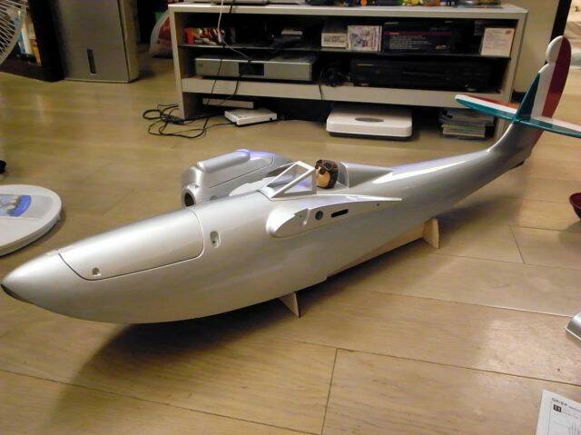 機身是玻纖