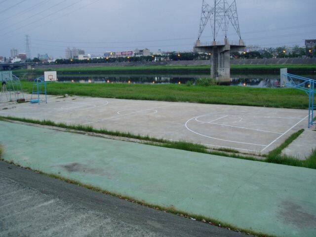 御用地 2