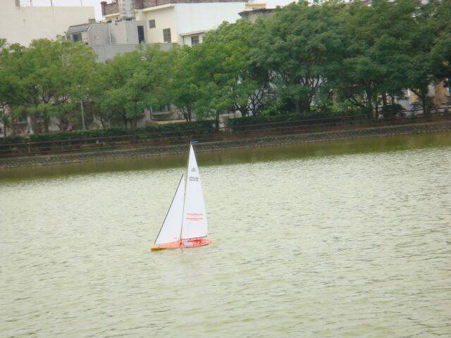 DSC01011-1.jpg
