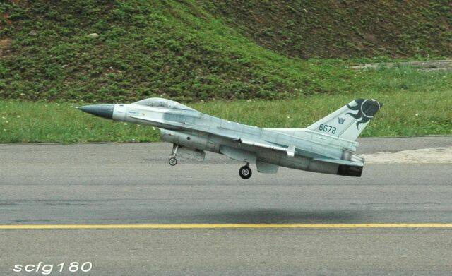 加速昇空