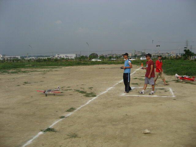 I_2105.jpg