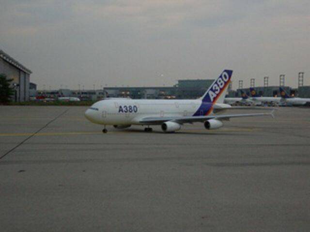 A380-016.jpg
