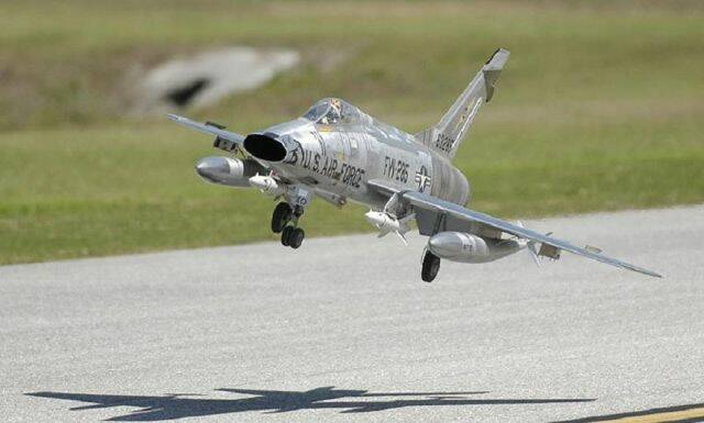 F-100D 24.rr.fff.jpg