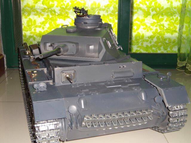 compare Pz iii & tiger 002.jpg
