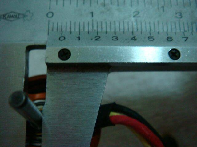 軸心為3.17mm
