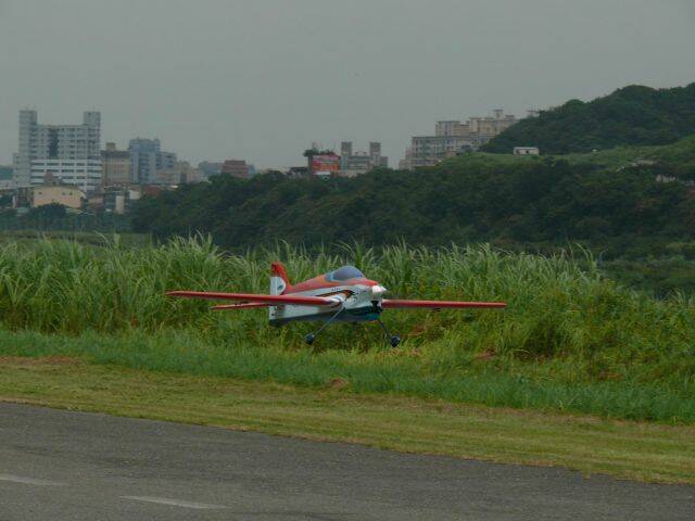 L1000905-1.JPG
