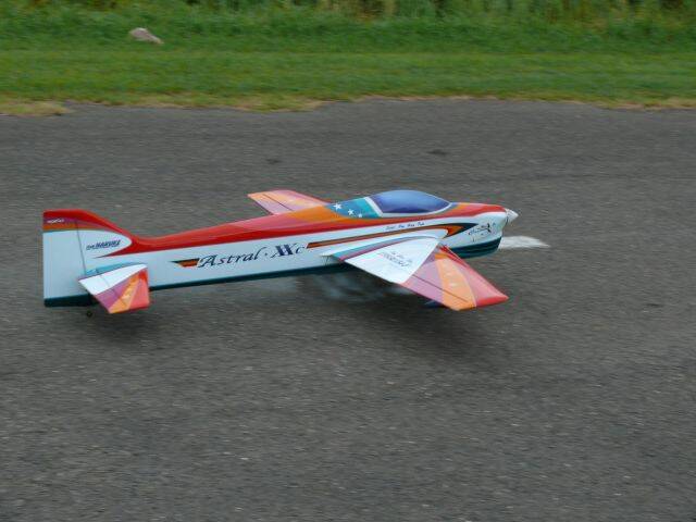 L1000878-1.JPG