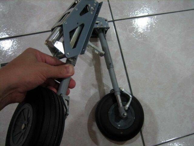 1/5 F6F landing gear