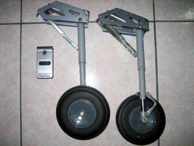 1/5 F6F landing gear