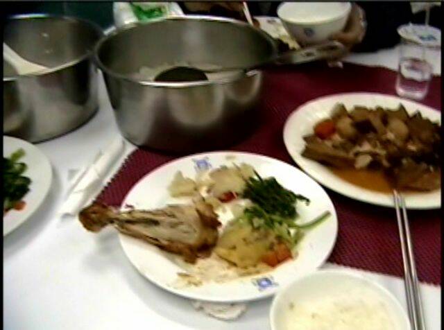 艦隊用餐盤 菜色不錯還有雞腿