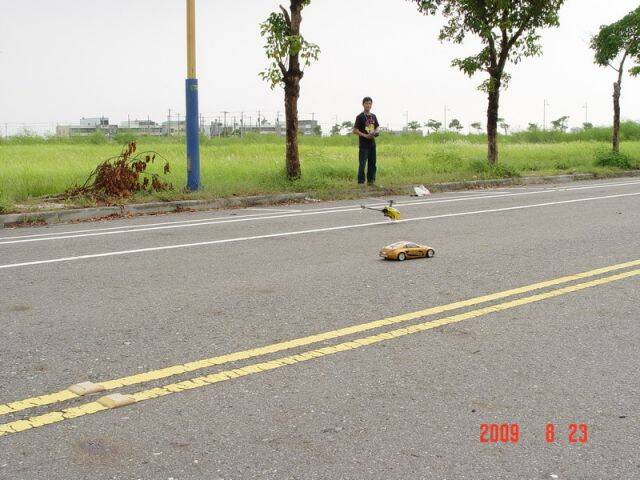 045.JPG