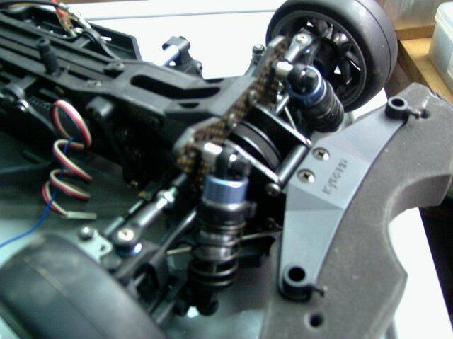 kyosho1-1.jpg