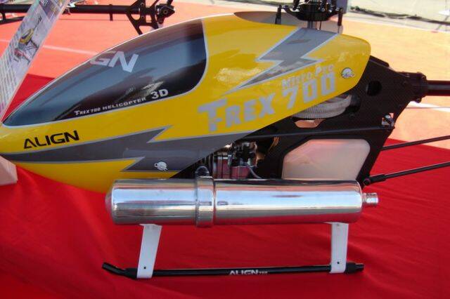 TREX-700-汽油機-2.jpg