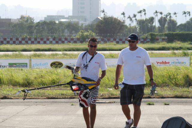 2009FunFly 045.jpg