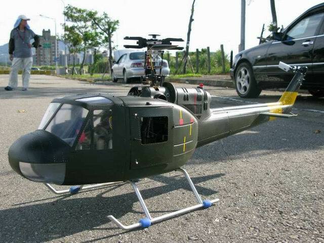 UH-1HV07.jpg
