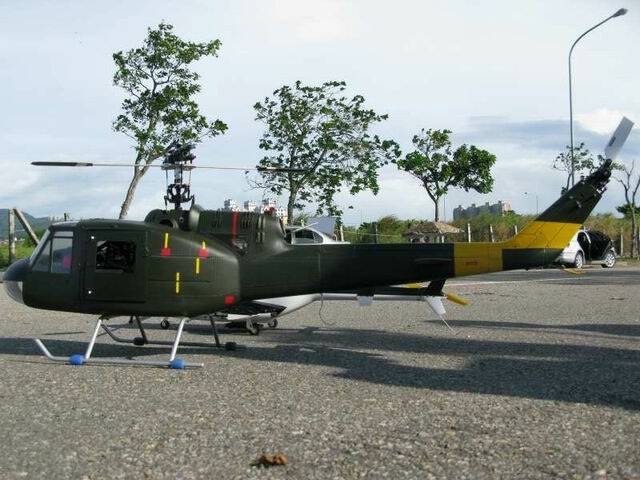 UH-1HV19.jpg