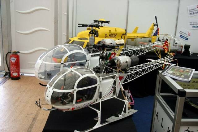 Heliclassics 展示櫃檯