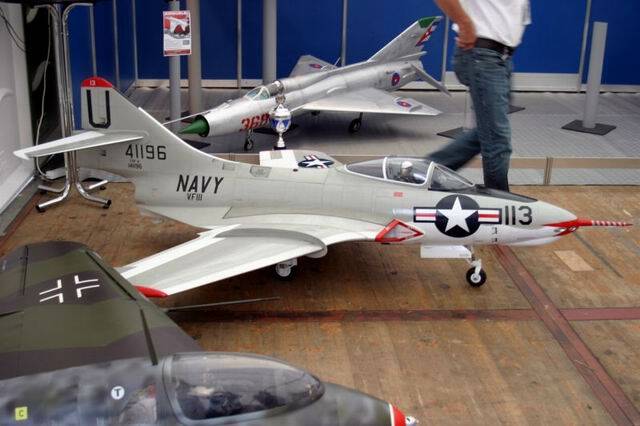 Airworld 展示櫃檯