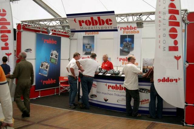 Robbe Modellsport 展示櫃檯