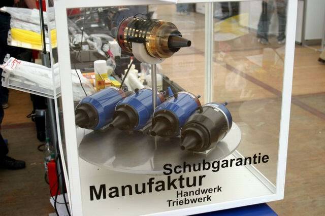 Frank Turbinen Schatz 展示櫃檯