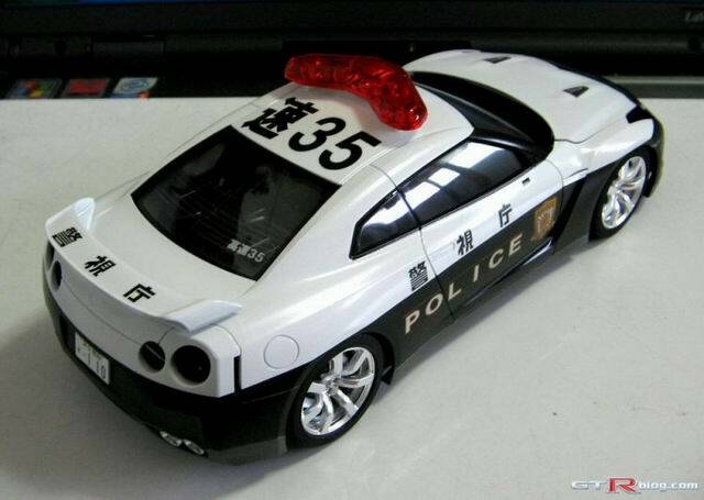 gtr-police-002.jpg