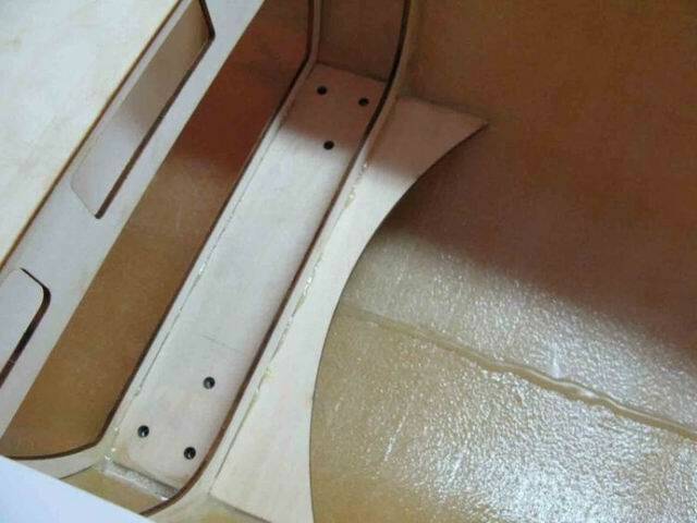 主輪架機身內部