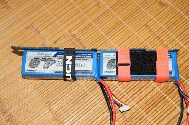 創新的電池固定座