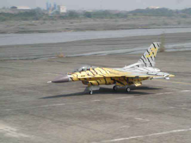W012.JPG