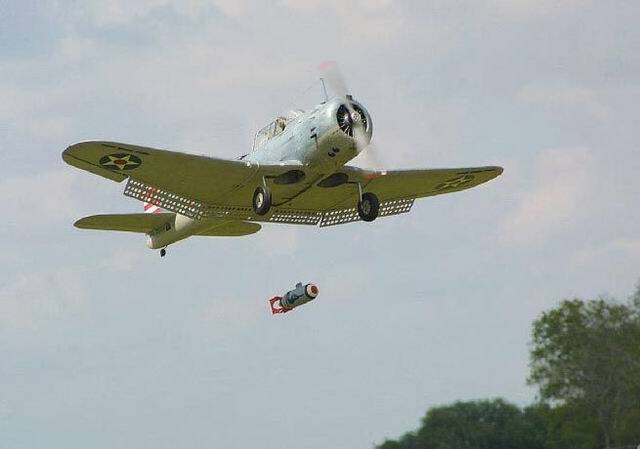 Dauntless-bombing.jpg