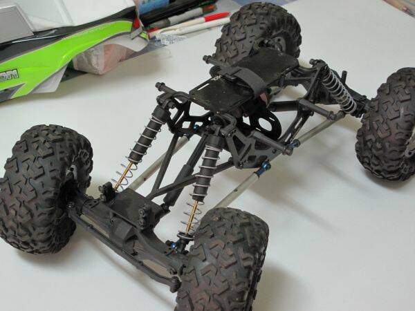 ax10 rtr版 無電裝-1