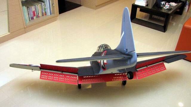 俯衝式轟炸機招牌動作