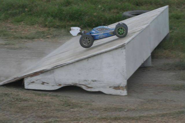 20090905_af496f6eae6426eb682aRFg6i1KVuCys.jpg