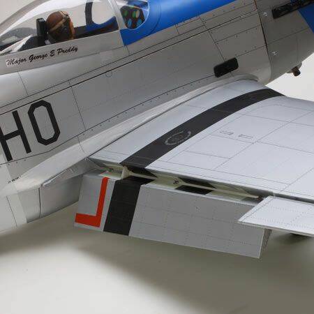 H9 P-51 2.jpg