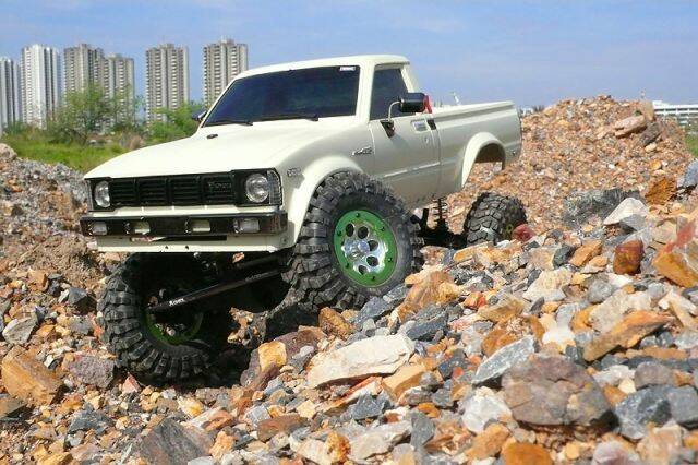 SCX-10